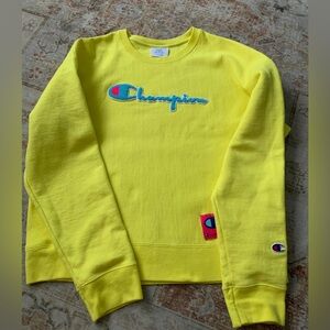 Champion 19 Sweatshirt size L  82% Cotton Bright Yellow.